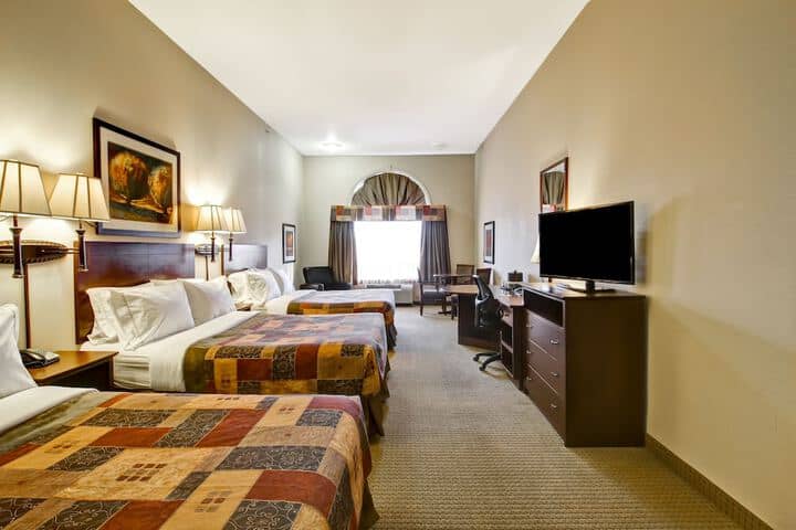 Room 6 of 31